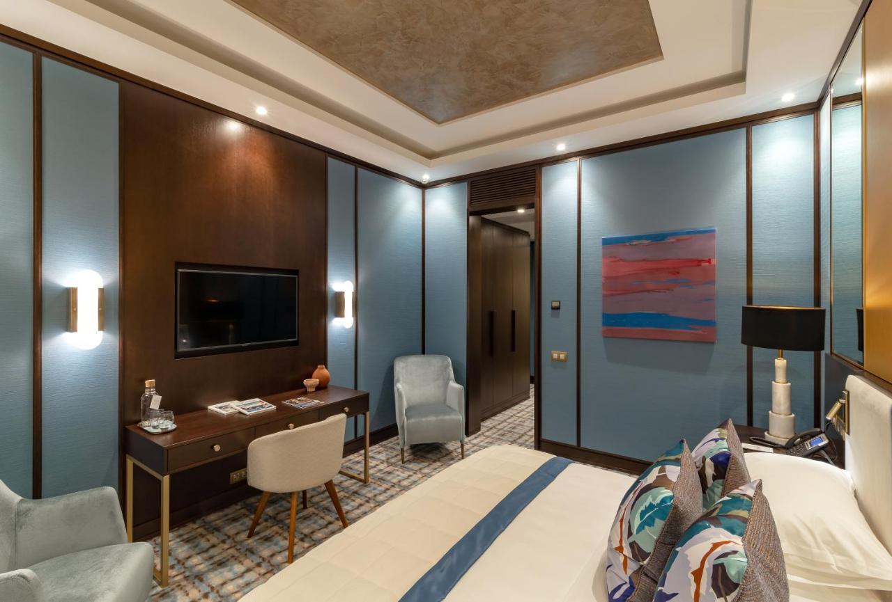 SOHO boutique hotel Dnipro Extérieur photo