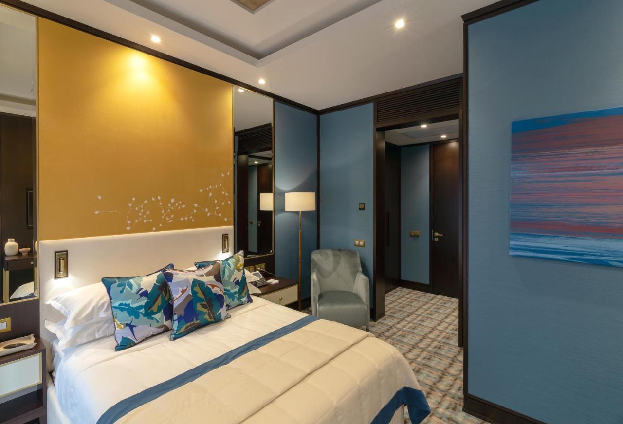 SOHO boutique hotel Dnipro Extérieur photo