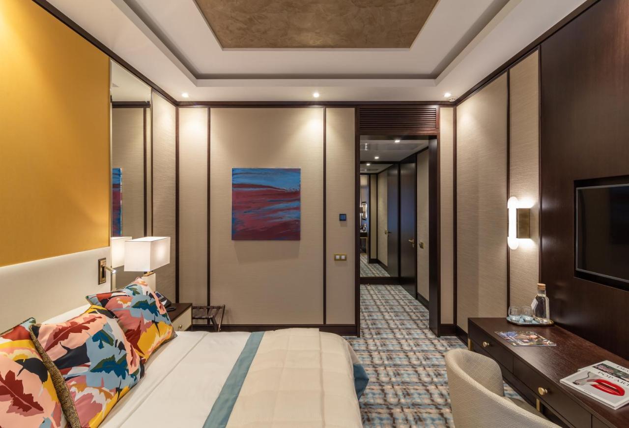 SOHO boutique hotel Dnipro Extérieur photo