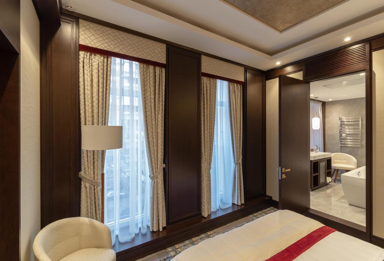 SOHO boutique hotel Dnipro Extérieur photo